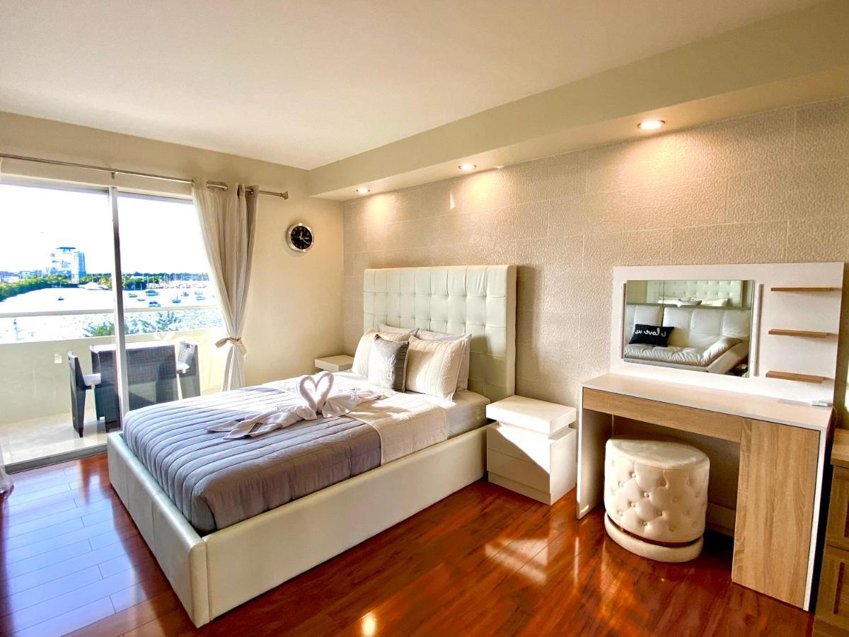 Modern Waterfront Apartment With Miami Skyline View, Free Parking 5 Mins Drive To Miami Beach Esterno foto