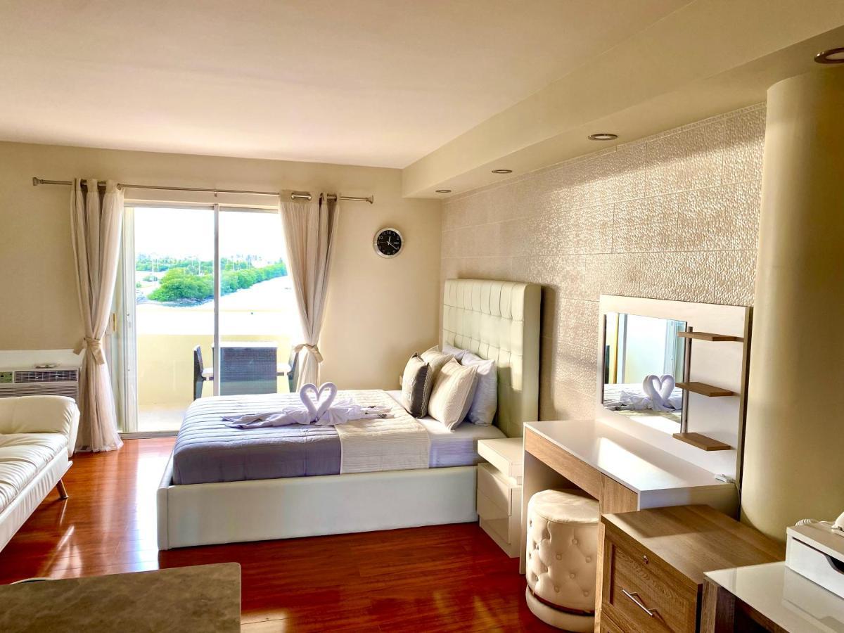 Modern Waterfront Apartment With Miami Skyline View, Free Parking 5 Mins Drive To Miami Beach Esterno foto