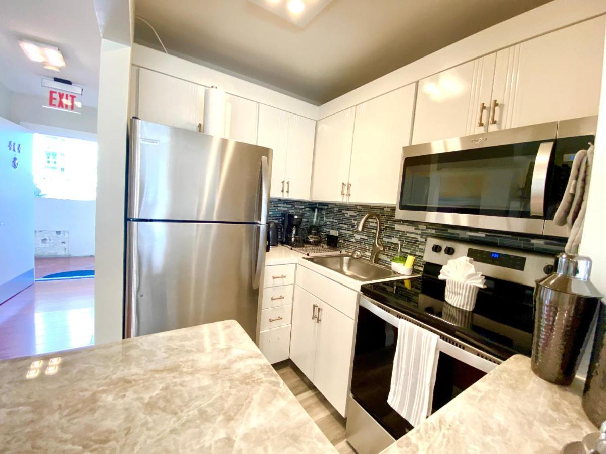 Modern Waterfront Apartment With Miami Skyline View, Free Parking 5 Mins Drive To Miami Beach Esterno foto