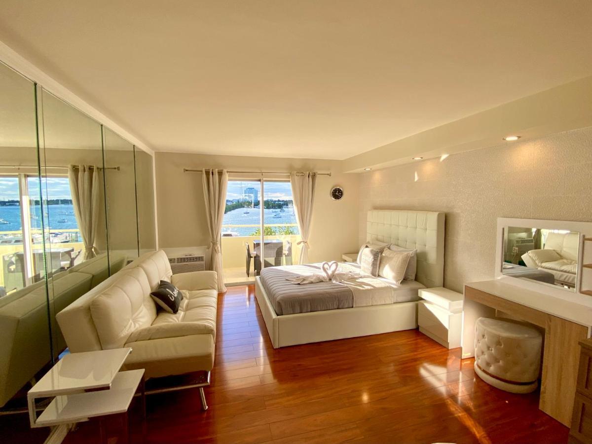 Modern Waterfront Apartment With Miami Skyline View, Free Parking 5 Mins Drive To Miami Beach Esterno foto